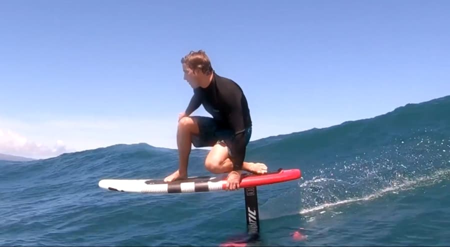 postura en surf foil